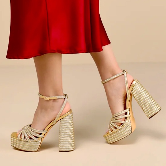Lulus Shoes - 🩷BRAND NEW IN BOX NWT GOLD METALLIC STRAPY PLATFORM HIGH HEELS SIZE 8 SANDALS